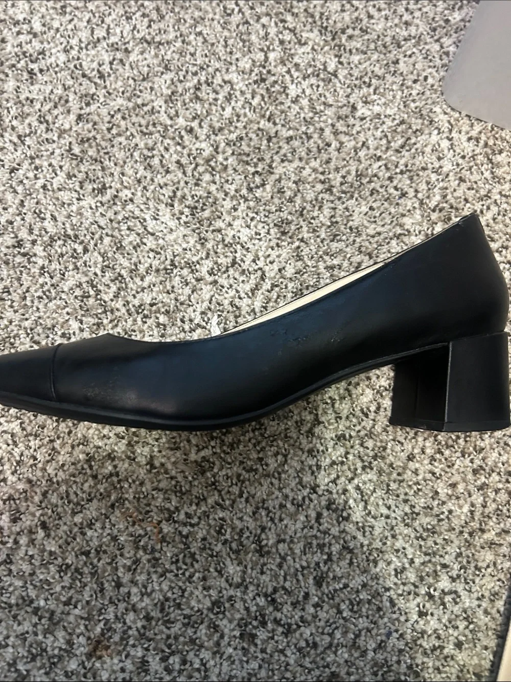 Cole Haan Black Pointed-Toe Leather Pumps